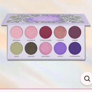 ACE BEAUTE VIOLET SAGE PALETTE (LIMITED EDITION)
